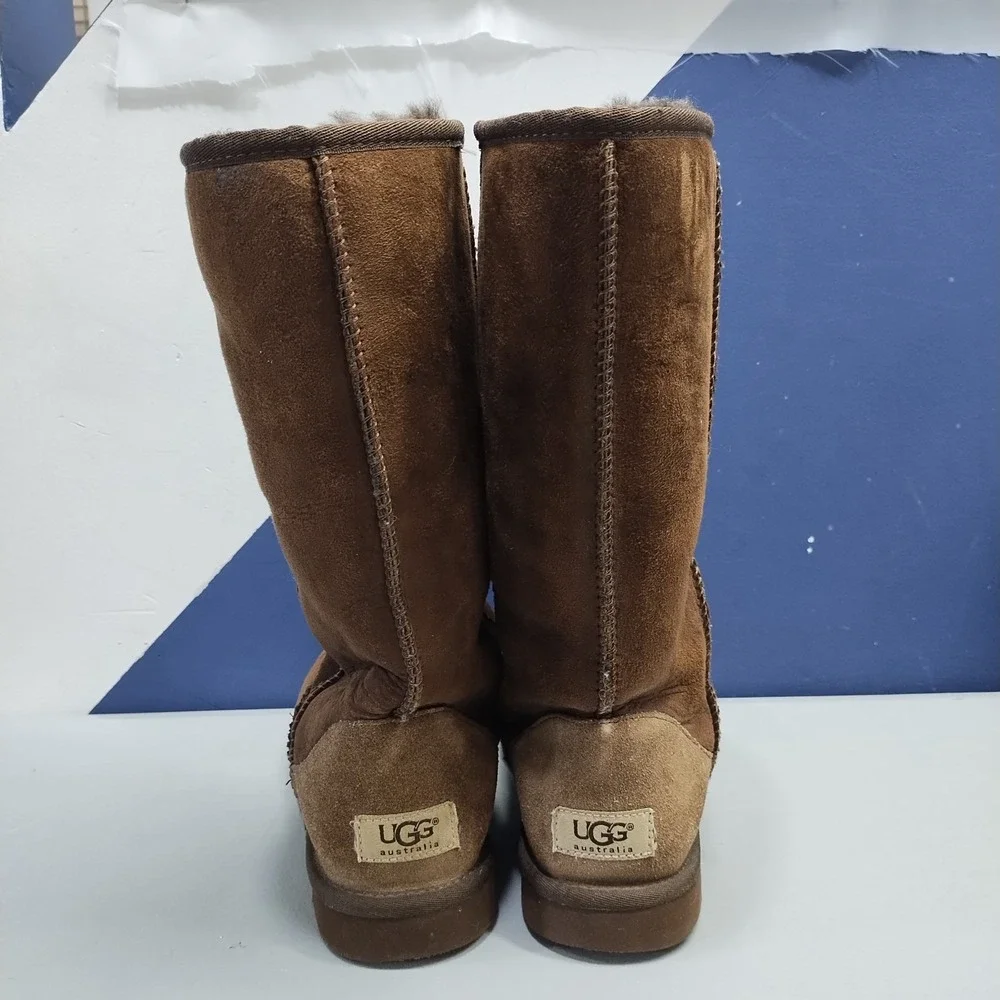 UGG australia classic